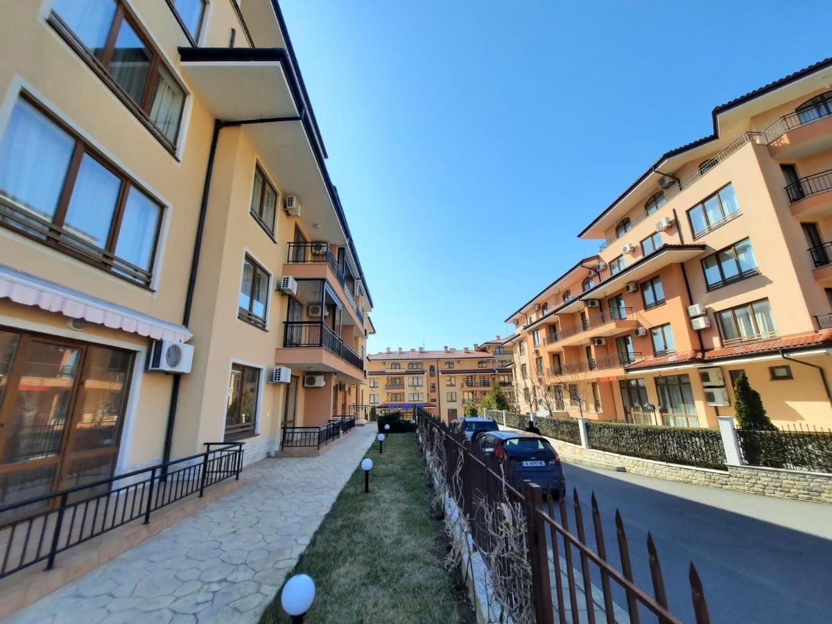 Menada Sky Dreams Lägenhet Sveti Vlas Exteriör bild