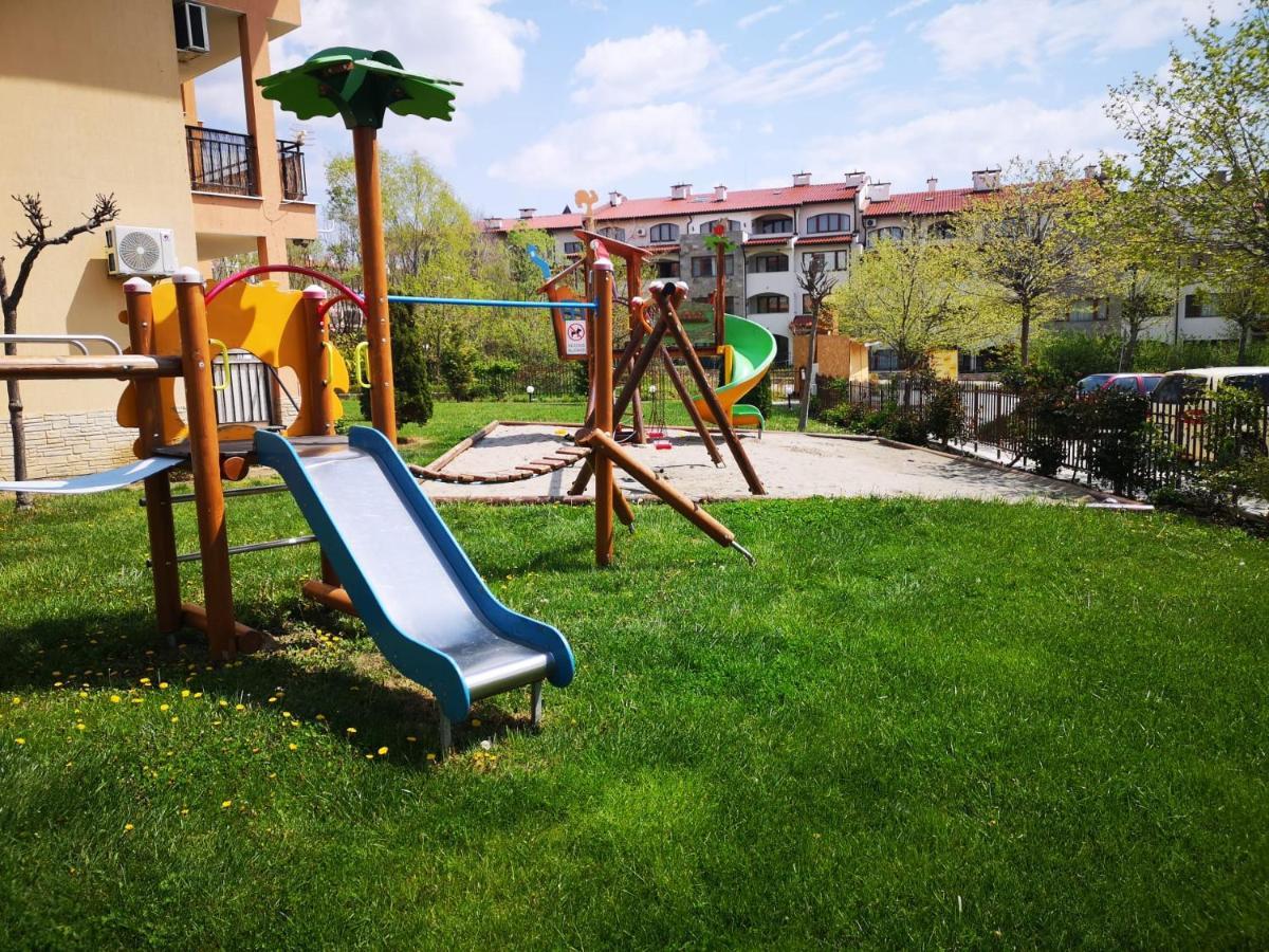 Menada Sky Dreams Lägenhet Sveti Vlas Exteriör bild